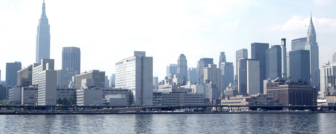 The New York skyline along the waterfront